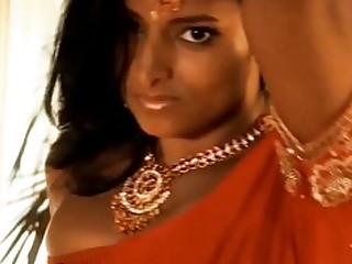 brunette dansen erotisch Indiaas naakt verleid striptease plagen