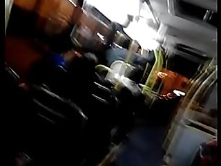 bus exotisch handjob solo